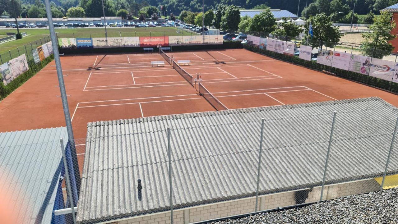 Fitnexx Zelt-dorf Balsthal